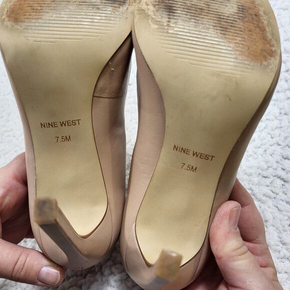 Nine West Tatiana Pump TAUPE  SIZE 7.5 - Picture 5 of 5